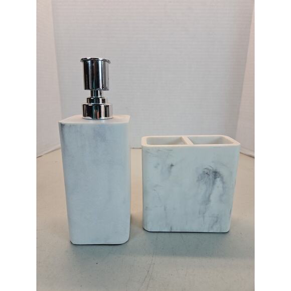 Better Homes & Gardens Other - Better Homes&Gardens Faux Marble Resin Pump Dispenser & Toothbrush Holder, White
